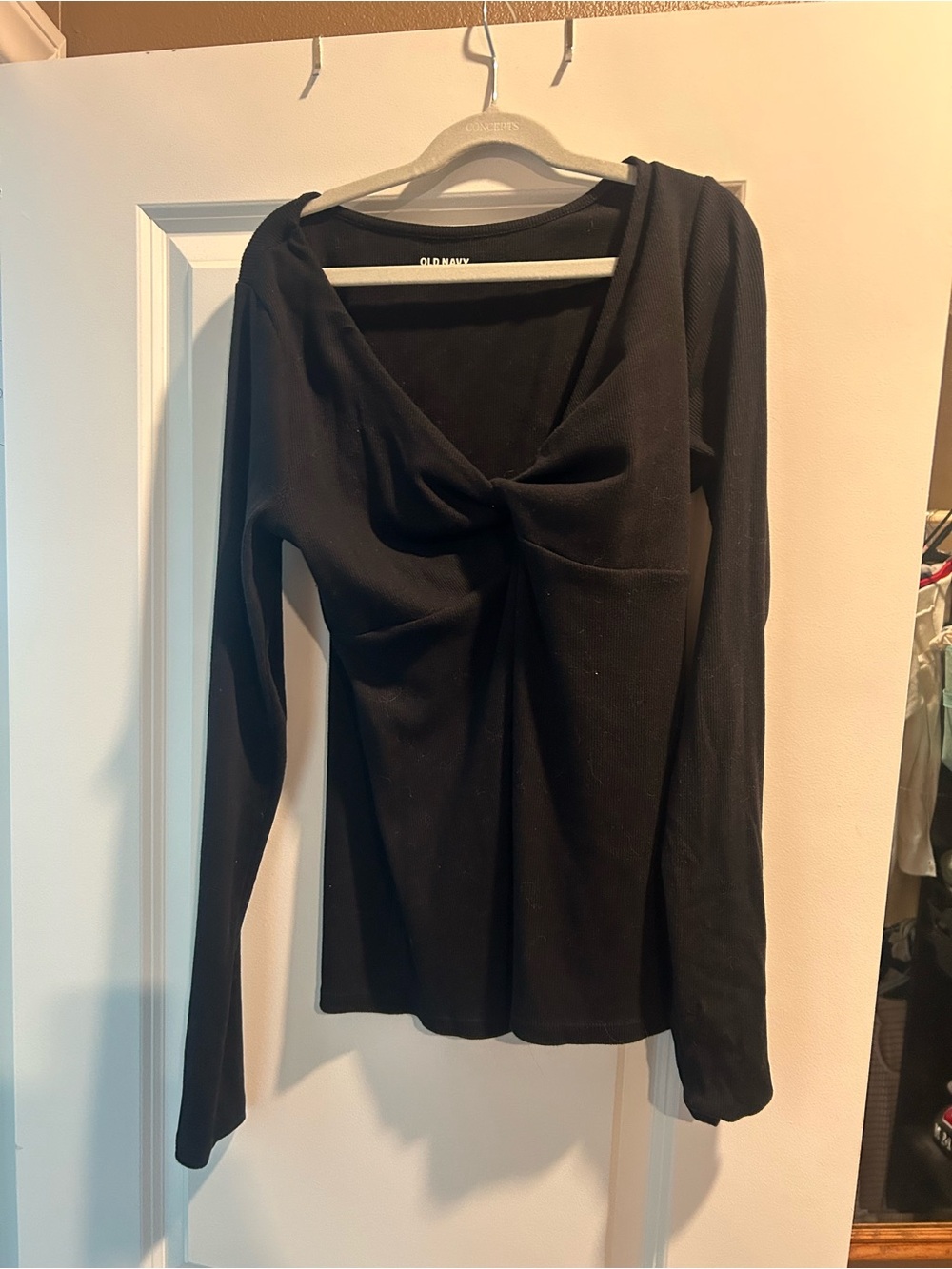 Old Navy Black Twist-Knot Long Sleeve Tee